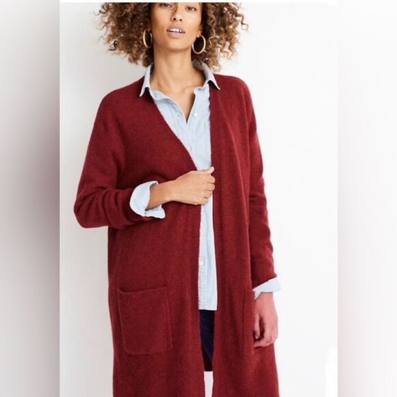 Madewell Kent Cardigan Sweater in Coziest Yarn In Heather Scarlet size Small - Picture 1 of 12